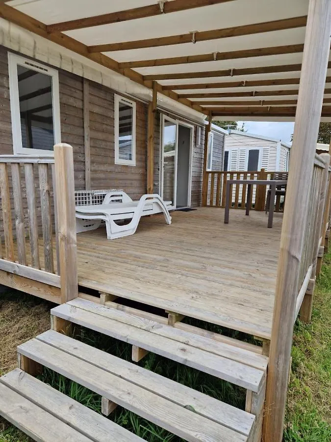 Mobil-Home A Douarnenez contacts